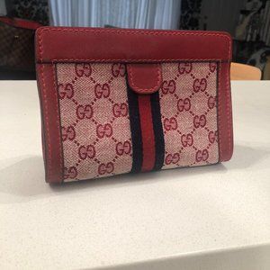 Gucci Parfums Vintage Cosmetic Cutch